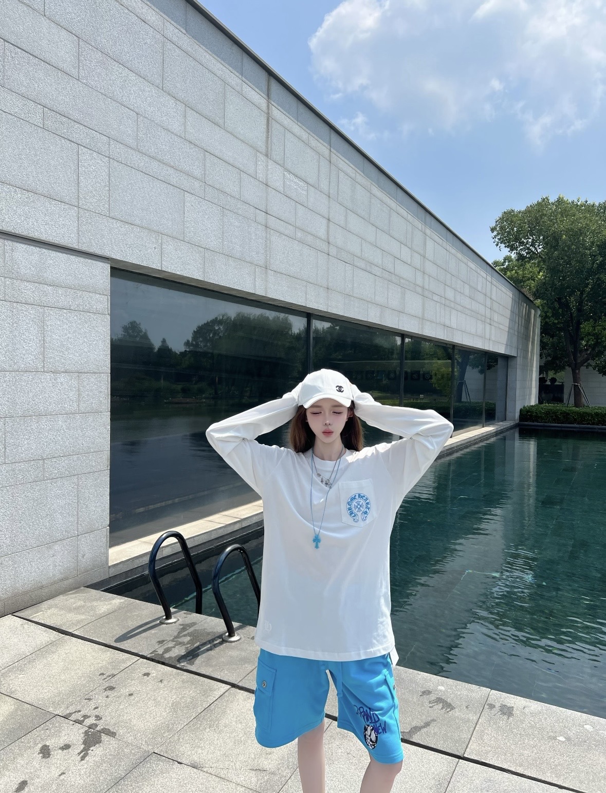 B 크ㄹ하츠 트리플 크로스 홀스슈 로고 롱슬리브 2컬러